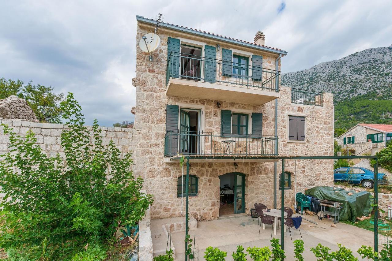 Apartment Zvonimir Igrane Exterior photo
